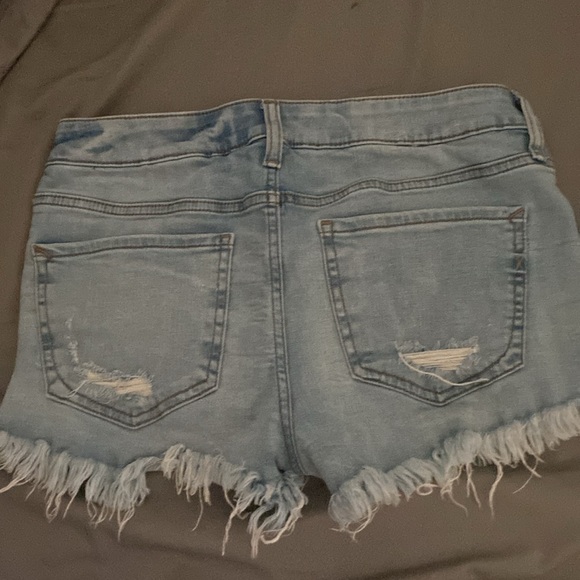 Express shorts - Picture 2 of 3